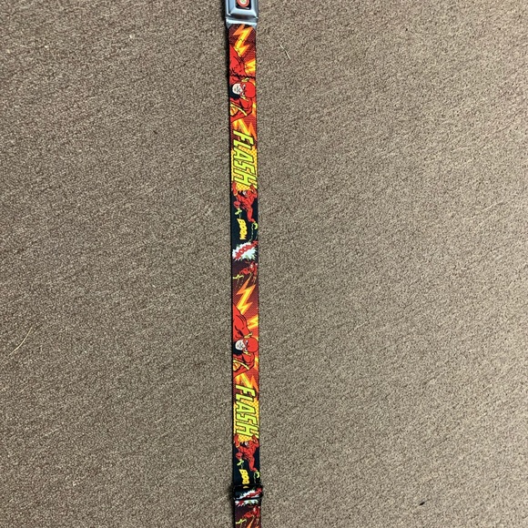 The Flash DC Comics Buckle-Down Seatbelt Belt - Picture 3 of 3